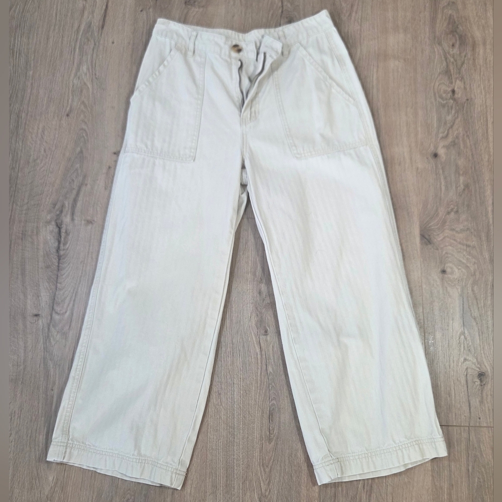 Roolee Cream Capris Relaxed Fit Cotton Blend